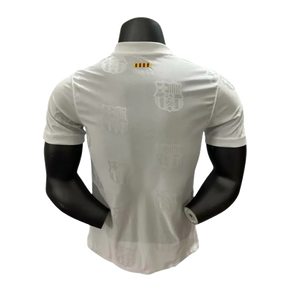 Camisa Barcelona Edição Especial 25/26 - Jogador Masculina Branca e Dourada